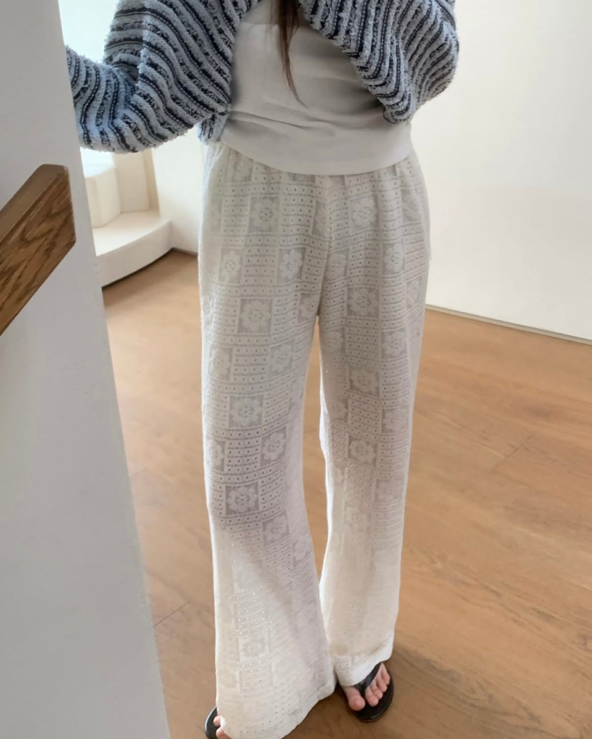 Lace Mosaic Relaxed Banding Pants – EON & ON